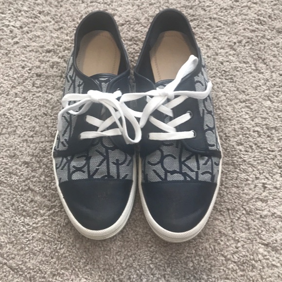 Calvin Klein Shoes - Calvin Klein Shoes sz 9